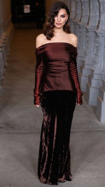 Emily Ratajkowski, Los Angeles Mucize Mil, Los Angeles, Kaliforniya, ABD 'de 2 Kasım 2024 tarihinde Los Angeles İlçe Sanat Müzesi' nde Gucci tarafından sunulan 13. Geleneksel LACMA Sanat + Film Galası 2024 'e geliyor..