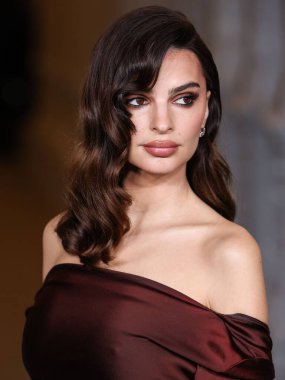 Emily Ratajkowski, Los Angeles Mucize Mil, Los Angeles, Kaliforniya, ABD 'de 2 Kasım 2024 tarihinde Los Angeles İlçe Sanat Müzesi' nde Gucci tarafından sunulan 13. Geleneksel LACMA Sanat + Film Galası 2024 'e geliyor..