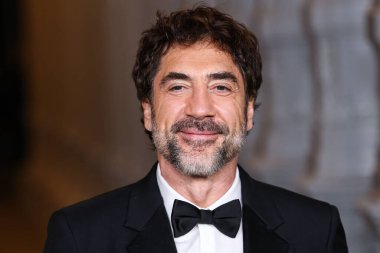 Gucci giyen Javier Bardem, 2 Kasım 2024 'te Los Angeles İlçe Sanat Müzesi' nde düzenlenen 13. Geleneksel LACMA Sanat + Film Galası 2024 'e geliyor..