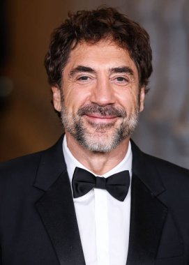 Gucci giyen Javier Bardem, 2 Kasım 2024 'te Los Angeles İlçe Sanat Müzesi' nde düzenlenen 13. Geleneksel LACMA Sanat + Film Galası 2024 'e geliyor..
