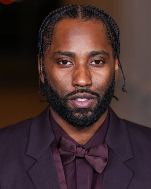 Gucci 'yi giyen John David Washington, 2 Kasım 2024' te Los Angeles İlçe Sanat Müzesi 'nde düzenlenen 13. LACMA Sanat + Film Galası 2024' e geliyor..