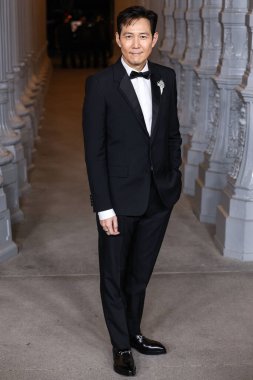 Gucci giyen Lee Jung-jae, 2 Kasım 2024 'te Los Angeles County Sanat Müzesi' nde düzenlenen 13. Geleneksel LACMA Sanat + Film Galası 2024 'e geliyor.. 