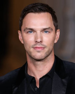 Nicholas Hoult, Los Angeles Mucize Mile, Los Angeles, Kaliforniya, ABD 'de 2 Kasım 2024 tarihinde Los Angeles İlçe Sanat Müzesi' nde Gucci tarafından sunulan 13..