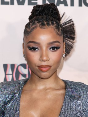 Chloe Bailey, 8 Kasım 2024 'te Beverly Hilton Oteli' nde düzenlenen 3. Geleneksel Femme It Forward 'Give her FlowHERS' ödül galasına geliyor..