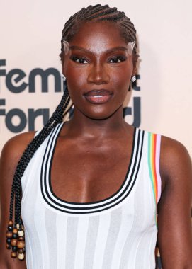 Doechii (Jaylah Ji 'ya Hickmon), 8 Kasım 2024' te Beverly Hilton Oteli 'nde düzenlenen 3. Geleneksel Femme It Forward' Give her FlowHERS 'ödül galasına geldi..