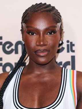 Doechii (Jaylah Ji 'ya Hickmon), 8 Kasım 2024' te Beverly Hilton Oteli 'nde düzenlenen 3. Geleneksel Femme It Forward' Give her FlowHERS 'ödül galasına geldi..