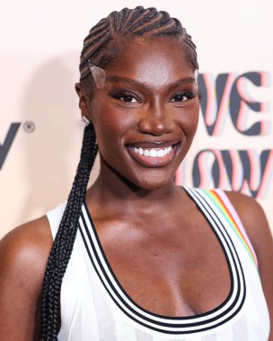 Doechii (Jaylah Ji 'ya Hickmon), 8 Kasım 2024' te Beverly Hilton Oteli 'nde düzenlenen 3. Geleneksel Femme It Forward' Give her FlowHERS 'ödül galasına geldi..