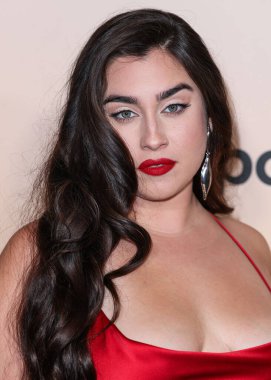 Lauren Jauregui, 8 Kasım 2024 'te Beverly Hilton Oteli' nde düzenlenen 3. Geleneksel Femme It Forward 'Give her FlowHERS' ödül galasına geliyor..