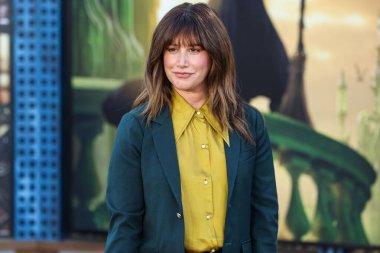 Ashley Tisdale, 9 Kasım 2024 'te Los Angeles, Kaliforniya, ABD' deki Dorothy Chandler Pavyonu 'nda düzenlenen Universal Pictures' Wicked 'ın Los Angeles galasına geldi.. 
