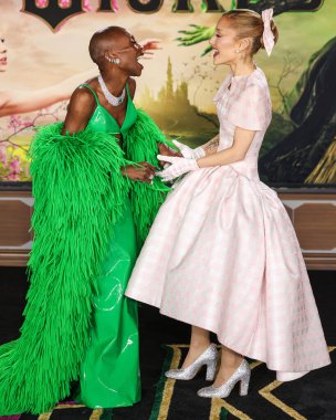 Cynthia Erivo ve Ariana Grande Butera, Los Angeles Universal Pictures 'Wicked' ın 9 Kasım 2024 'te Los Angeles, Kaliforniya, ABD' deki The Music Center 'daki Dorothy Chandler Pavilion' daki galasına geldiler.