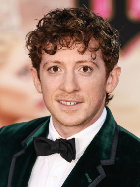 Ethan Slater, 9 Kasım 2024 'te Los Angeles, Kaliforniya, ABD' deki Dorothy Chandler Pavyonu 'nda düzenlenen Universal Pictures' Wicked 'ın Los Angeles galasına geldi..