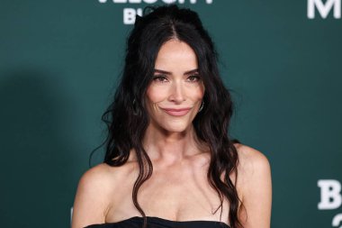 Abigail Spencer, Paul Mitchell tarafından sunulan 2024 Bebek Galası 'na 9 Kasım 2024' te Batı Hollywood, Los Angeles, Kaliforniya, ABD 'de gerçekleştirilen Pasifik Tasarım Merkezi' nde ulaşır..