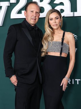 Dave Dollinger ve Tara Dollinger, Paul Mitchell tarafından sunulan 2024 Bebek Galası 'na 9 Kasım 2024' te Batı Hollywood, Los Angeles, Kaliforniya, ABD 'de gerçekleştirilen Pasifik Tasarım Merkezi' nde vardılar.. 