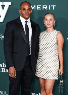 Geoffrey Ogunlesi ve Jennifer Meyer, Paul Mitchell 'in 9 Kasım 2024' te Batı Hollywood, Los Angeles, Kaliforniya, ABD 'deki Pasifik Tasarım Merkezi' nde düzenlediği 2024 Bebek Galası 'na geldiler.. 