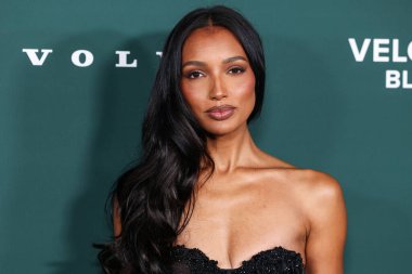 Pamella Roland PF25 giyen Jasmine Tookes, Paul Mitchell 'in 9 Kasım 2024' te Batı Hollywood, Los Angeles, Kaliforniya, ABD 'de düzenlenen Pasifik Tasarım Merkezi' nde sunduğu 2024 Bebek Galasına ulaştı..