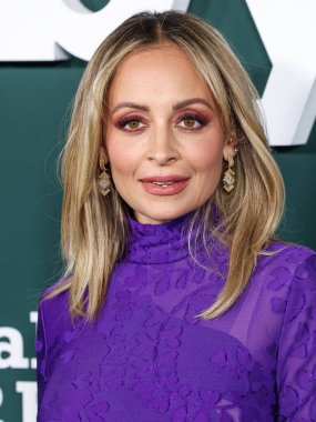 Nicole Richie, Paul Mitchell tarafından sunulan 2024 Bebek Galası 'na 9 Kasım 2024' te Batı Hollywood, Los Angeles, Kaliforniya, ABD 'de gerçekleştirilen Pasifik Tasarım Merkezi' nde ulaşır.. 