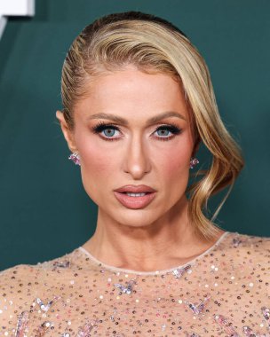 Georges Hobeika SS24 Couture 'ı giyen Paris Hilton, Paul Mitchell' in 9 Kasım 2024 'te Batı Hollywood, Los Angeles, Kaliforniya, ABD' deki Pasifik Tasarım Merkezi 'nde düzenlediği 2024 Bebek Galasına ulaştı.. 