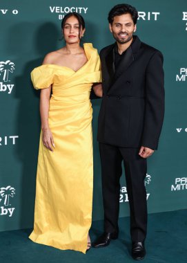 Radhi Devlukia-Shetty and Jay Shetty arrive at the 2024 Baby2Baby Gala Presented by Paul Mitchell held at the Pacific Design Center on November 9, 2024 in West Hollywood, Los Angeles, California, United States.  clipart