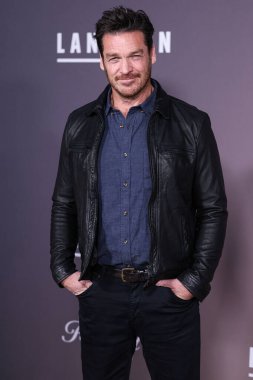 Bart Johnson, Paramount + 's Original Series' Landman 'ın Los Angeles Premiere of Paramount Pictures Studios' taki Paramount Tiyatrosu 'na 12 Kasım 2024' te geldi..