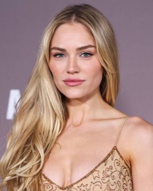 Michelle Randolph, Paramount + 's Original Series' Landman 'ın Los Angeles Premiere of Paramount Pictures Studios' taki Paramount Tiyatrosu 'na 12 Kasım 2024' te geldi..