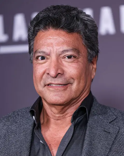 Gil Birmingham, Paramount + 's Original Series Landman' ın Los Angeles Prömiyeri 'ne 12 Kasım 2024' te Paramount Pictures Studios 'taki Paramount Tiyatrosu' nda düzenlenen 1..