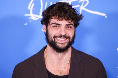 Noah Centineo, 13 Kasım 2024 'te Los Angeles, Kaliforniya, ABD' de bulunan Amerika Tiyatro Kompleksi Yönetmenler Birliği 'nde düzenlenen A24' ün 