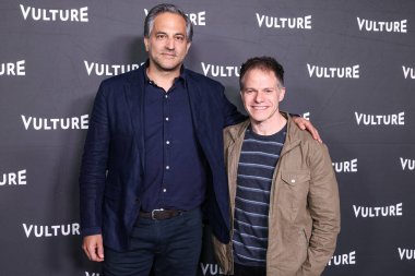 Eric Ledgin ve Justin Spitzer, Los Angeles 'ta düzenlenen 2024 Akbaba Festivali' ne 17 Kasım 2024 'te Hollywood, Los Angeles, Kaliforniya, ABD' de katıldılar..