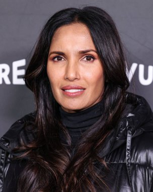 Padma Lakshmi, Los Angeles 'ta düzenlenen 2024 Akbaba Festivali' ne 17 Kasım 2024 'te Hollywood, Los Angeles, Kaliforniya, ABD' de katıldı..
