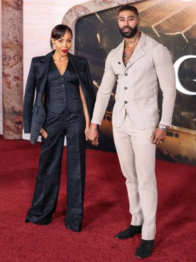 KJ Smith ve kocası Skyh Black, 18 Kasım 2024 'te Hollywood, Los Angeles, Kaliforniya, ABD' deki TCL Çin Tiyatrosu IMAX 'te düzenlenen Paramount Pictures' Gladyatör II 'nin Los Angeles galasına geldiler..