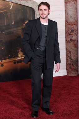 Gucci giyen Paul Mescal, 18 Kasım 2024 'te Hollywood, Los Angeles, Kaliforniya, ABD' deki TCL Çin Tiyatrosu IMAX 'te düzenlenen Paramount Pictures' Gladyatör II 'nin Los Angeles galasına geldi..