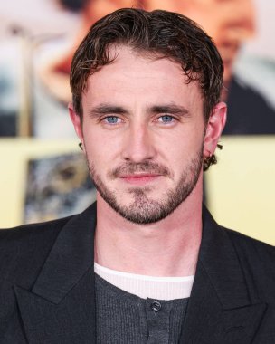 Gucci giyen Paul Mescal, 18 Kasım 2024 'te Hollywood, Los Angeles, Kaliforniya, ABD' deki TCL Çin Tiyatrosu IMAX 'te düzenlenen Paramount Pictures' Gladyatör II 'nin Los Angeles galasına geldi..