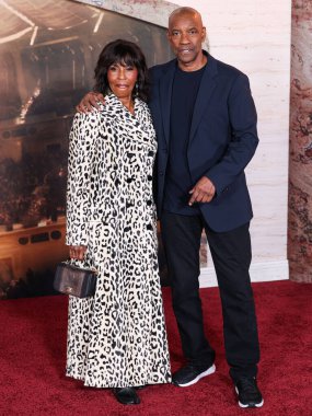 Pauletta Washington ve kocası Denzel Washington, 18 Kasım 2024 'te Hollywood, Los Angeles, Kaliforniya, ABD' de bulunan TCL Çin Tiyatrosu IMAX 'te düzenlenen Paramount Pictures' Gladyatör II 'nin Los Angeles Premiere' ine geldiler..