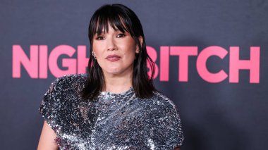 Zoe Chao, 20 Kasım 2024 'te Hollywood, Los Angeles, Kaliforniya, ABD' deki Sinema Sanatları Akademisi - Linwood Dunn Tiyatrosu 'nda düzenlenen Searchlight Pictures' Nightbitch 'in Los Angeles galasına geldi..