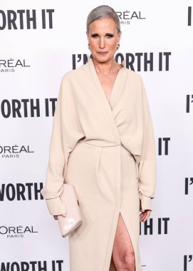 Andie MacDowell, 21 Kasım 2024 'te Hollywood, Los Angeles, Kaliforniya, ABD' de düzenlenen 19. yıllık L 'Oreal Paris Kadınlar Kutlaması' na katıldı.. 