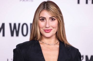 Emma Slater, 21 Kasım 2024 'te Hollywood NeueHouse' da düzenlenen 19. yıllık L 'Oreal Paris Kadınlar Kutlaması' na geldi.. 