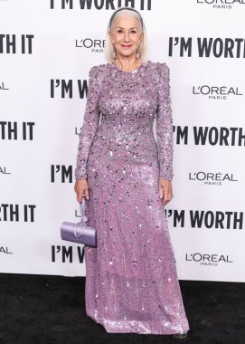 Helen Mirren, 21 Kasım 2024 'te Hollywood NeueHouse' da düzenlenen 19. yıllık L 'Oreal Paris Kadınlar Kutlaması' na geldi.. 