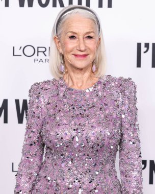Helen Mirren, 21 Kasım 2024 'te Hollywood NeueHouse' da düzenlenen 19. yıllık L 'Oreal Paris Kadınlar Kutlaması' na geldi.. 