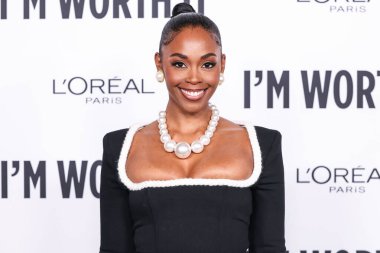 Nafessa Williams, 21 Kasım 2024 'te NeueHouse Hollywood' da düzenlenen 19. yıllık L 'Oreal Paris Kadınlar Kutlaması' na geldi.. 