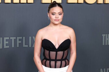 Sarah Jeffery, Netflix 'in 