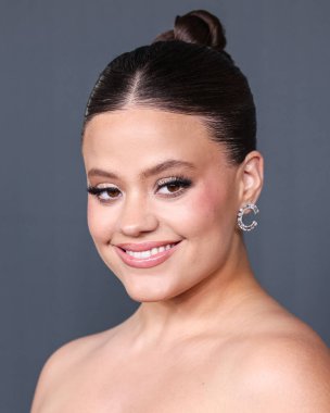 Sarah Jeffery, Netflix 'in 