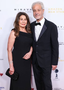Paula Wagner ve Rick Nicita, 6 Aralık 2024 'te Beverly Hilton Oteli' nde düzenlenen 38. Geleneksel Amerikan Sineması Ödülleri 'ne geldiler.. 