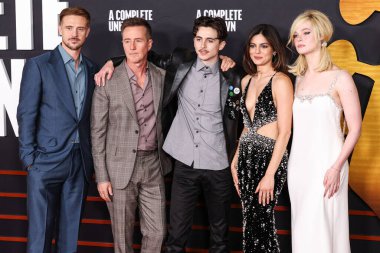 Boyd Holbrook, Edward Norton, Timothee Chalamet, Monica Barbaro, Elle Fanning 10 Aralık 2024 'te Hollywood, Los Angeles, Kaliforniya, ABD' de bulunan Dolby Tiyatrosu 'nda düzenlenen 