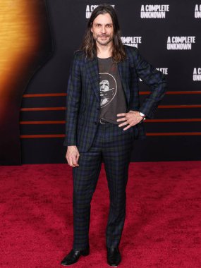 Brian Bell, Los Angeles Searchlight Pictures 'ın 