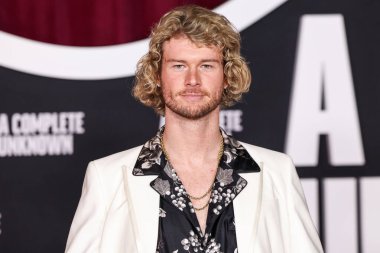 Yung Gravy, 10 Aralık 2024 'te Hollywood, Los Angeles, Kaliforniya, ABD' deki Dolby Tiyatrosu 'nda düzenlenen Searchlight Pictures' ın 