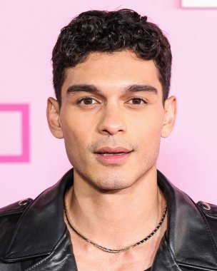 Anthony Keyvan, Netflix 'in' Squid Game 'sezonu için Los Angeles City College' da 12 Aralık 2024 'te Los Angeles, Kaliforniya, ABD' de düzenlenen Los Angeles Premiere And Fan Organent 'e geliyor..