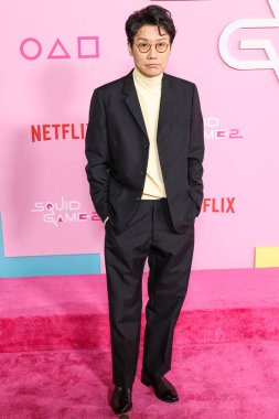 Hwang Dong-hyuk, Netflix 'in 12 Aralık 2024' te Los Angeles City College, Kaliforniya, ABD 'de gerçekleştirdiği' Kalamar Oyunu 'için Los Angeles Premiere And Fan Organent' e geliyor..