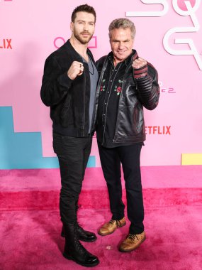 Jesse Kove ve Peder Martin Kove, Netflix 'in' Squid Game 'sezonu için Los Angeles City College' de 12 Aralık 2024 'te Los Angeles, Kaliforniya, ABD' de düzenlenen Los Angeles Premiere And Fan Organent 'e geldiler..