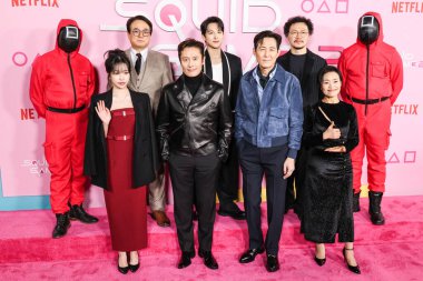 Jo Yu-ri, Lee Seo-hwan, Lee Byung-hun, Yim Si-wan, Lee Jung-jae, Yang Dong-geun ve Kang Ae-shim Netflix 'in 12 Aralık 2024' te Los Angeles City College 'de düzenlenen' Squid Game 'ikinci sezonu için Los Angeles Premiere And Fan Event' e geldiler.