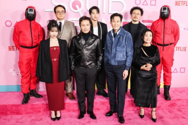 Jo Yu-ri, Lee Seo-hwan, Lee Byung-hun, Yim Si-wan, Lee Jung-jae, Yang Dong-geun ve Kang Ae-shim Netflix 'in 12 Aralık 2024' te Los Angeles City College 'de düzenlenen' Squid Game 'ikinci sezonu için Los Angeles Premiere And Fan Event' e geldiler.