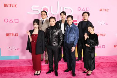 Jo Yu-ri, Lee Seo-hwan, Lee Byung-hun, Yim Si-wan, Lee Jung-jae, Yang Dong-geun ve Kang Ae-shim Netflix 'in 12 Aralık 2024' te Los Angeles City College 'de düzenlenen' Squid Game 'ikinci sezonu için Los Angeles Premiere And Fan Event' e geldiler.